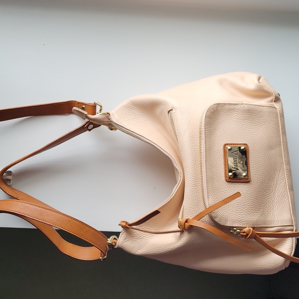 Valentina Italia leather bag.